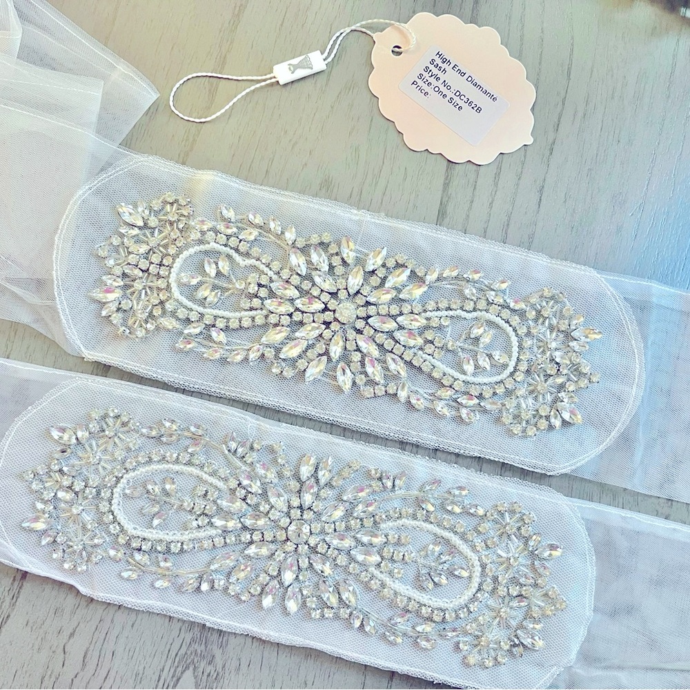 Dollcake High End Diamanté Sash